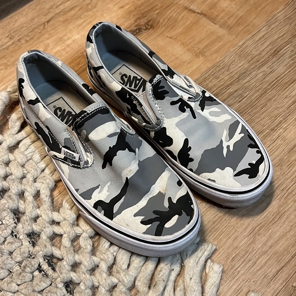 Camo Vans - Picture 2 of 3